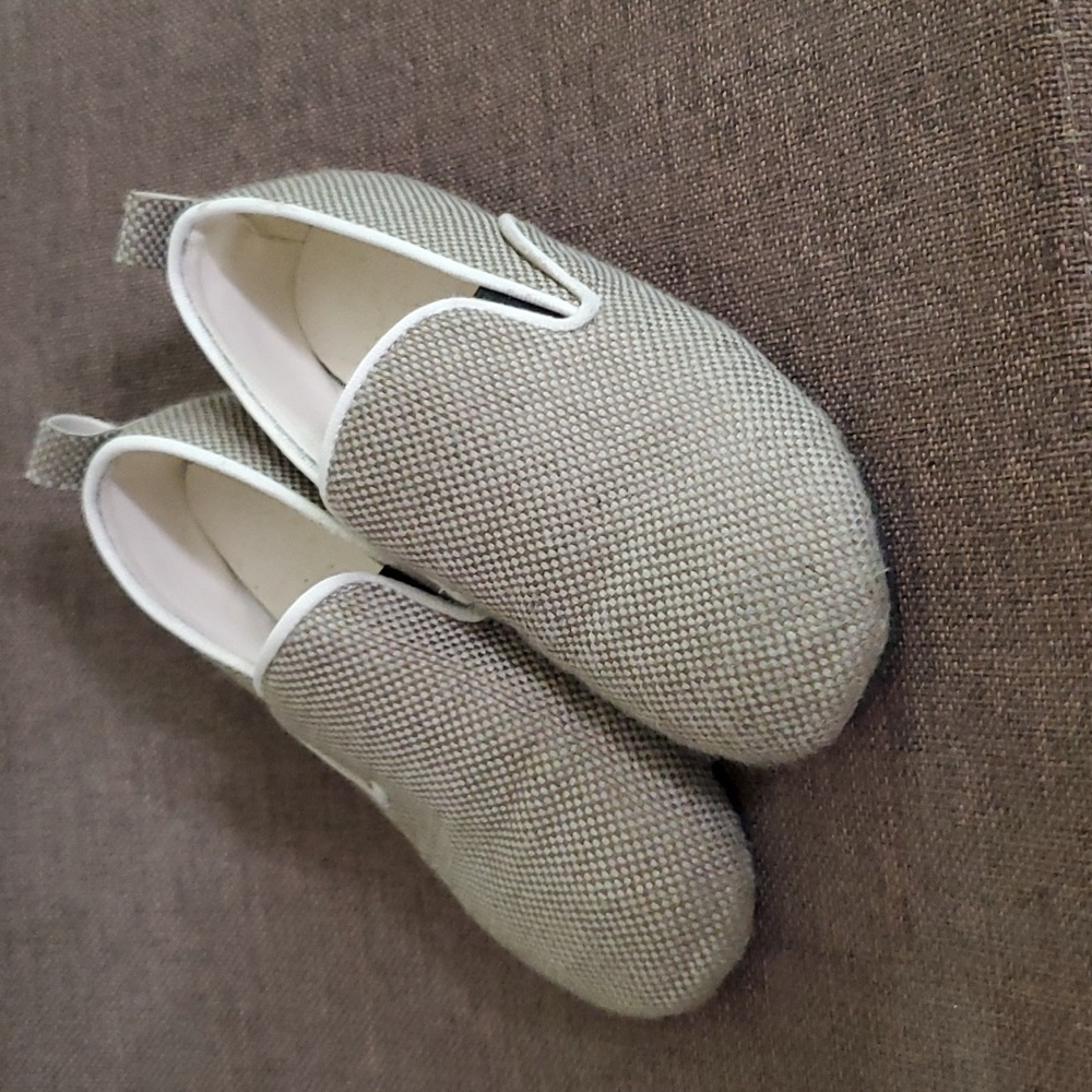 Boys shoes